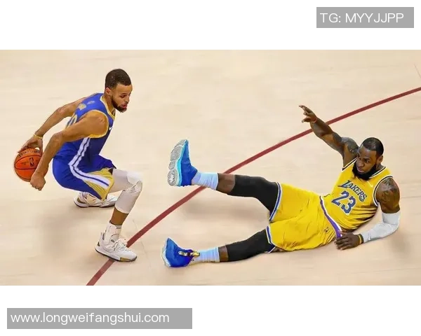 足球明星是否曾与库里同队探讨跨界运动员的合作与影响 足球明星是否曾与库里同队探讨跨界运动员的合作与影响